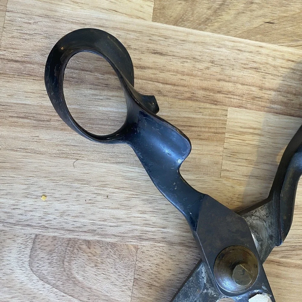 Antique Tailor Scissors‎ 13